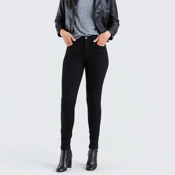 Levi's Denim - Levi’s High Rise Super Skinny Black Jeans Sz 32 ✨